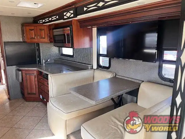 2015 FLEETWOOD EXCURSION 33D in RVs & Motorhomes in Red Deer - Image 22