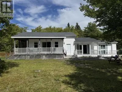 Delightful four-season getaway or full-time home in the South Shore community of East Sable River. S...