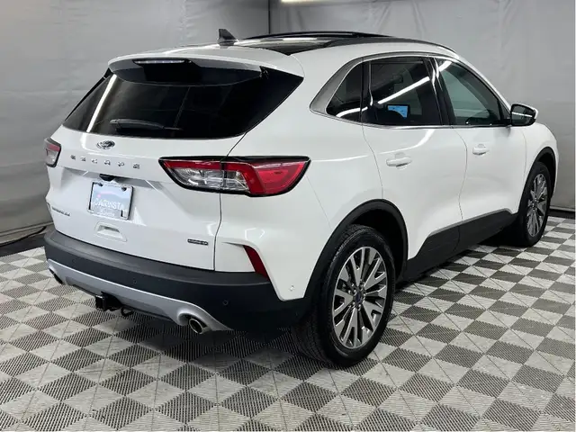 2021 Ford Escape Titanium Hybrid AWD - FACTORY WARRANTY/NO ACCID in Cars & Trucks in Winnipeg - Image 31