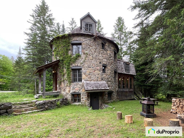 520 000$ - Maison de campagne à vendre à Val-David dans Maisons à vendre  à Laurentides