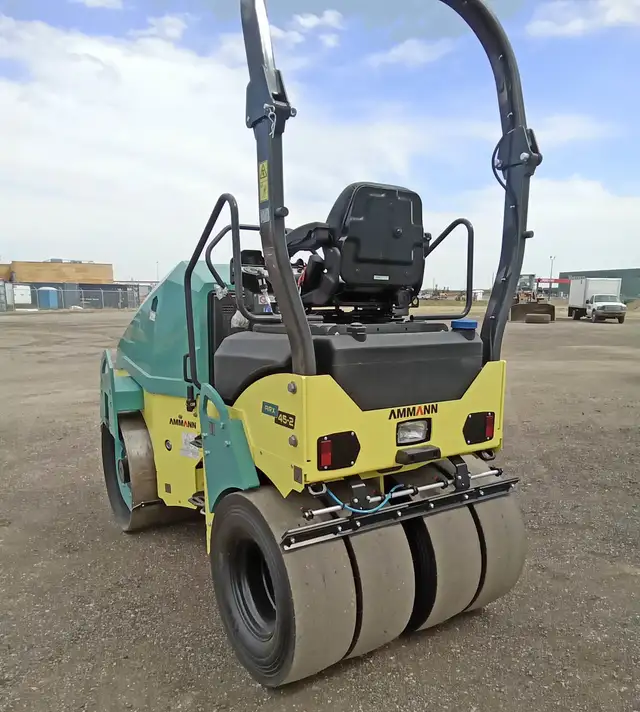 2024 Ammann ARX 45-2C Combi Packer - 57.5" Drum, 4 Tires in Heavy Equipment in Saskatoon - Image 3