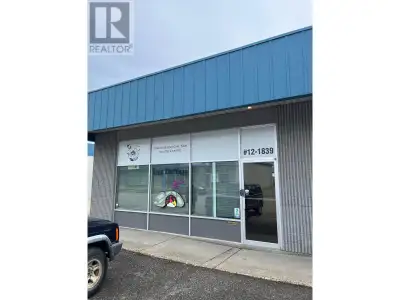 2 free months of rent from the landlord with an approved lease offer!! Updated 2138 sq ft location o...