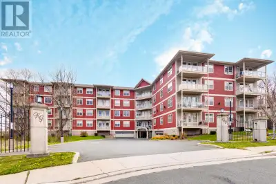 An exceptional opportunity awaits at Unit 302 Kings Gate, 60 Margarets Place. Enjoy the convenience...