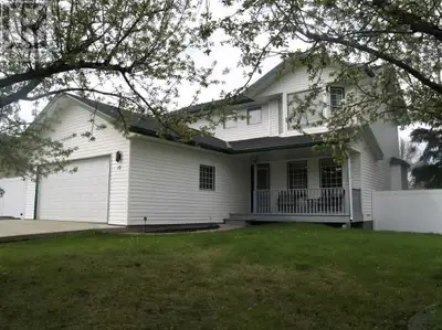This beautifully renovated English Estates home boasts 1,941 sq ft of living space! Upon entering, y...