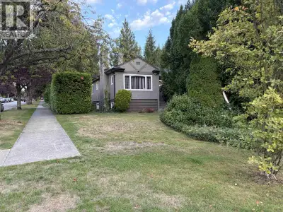 Looking for a great investment opportunities? Around 7000sqft Corner land of Angus and W. 60 just ac...