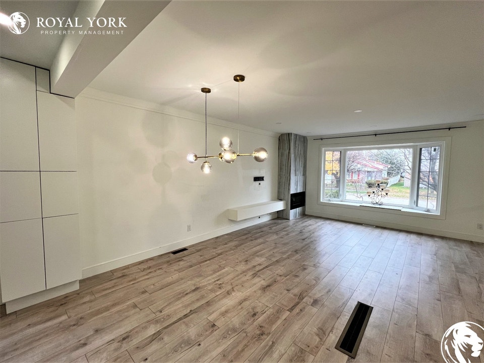 3 BED 3 BATH DETACHED HOUSE FOR RENT CAMBRIDGE Long Term