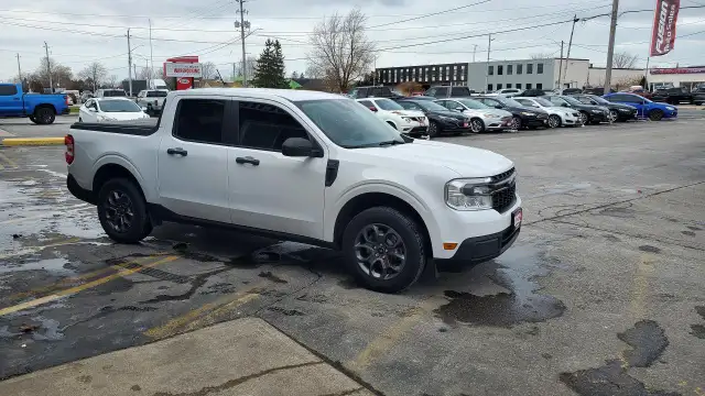 2022 Ford Maverick XLT-AWD-BACK UP CAMERA-BLUETOOTH-CARPLAY in Cars & Trucks in Leamington - Image 6