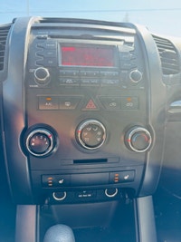 2012 Kia Sorento LX Year: 2016 Make: Kia Model: Sorento LX Mileage 247,287 Km Transmission: Automati... (image 9)