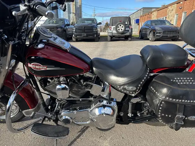 2006 Harley-Davidson Heritage Softail Classic ~ HERITAGE SOFTAIL in Street, Cruisers & Choppers in City of Toronto - Image 18