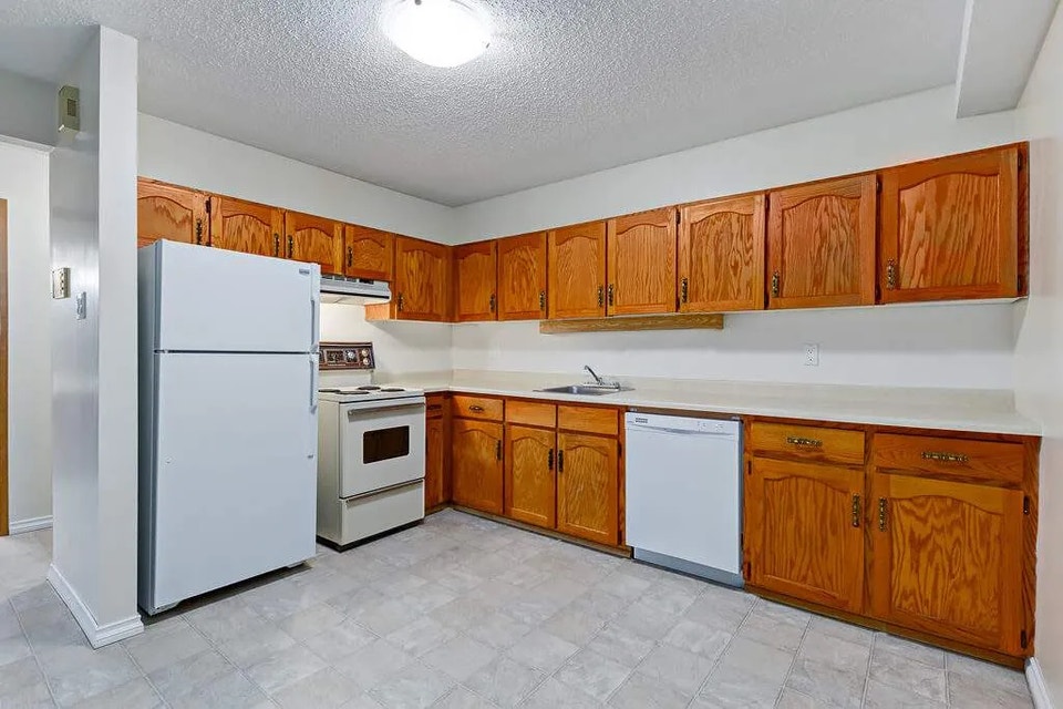 Modern Apartments with Air Conditioning - Silverwood Terrace - A 3