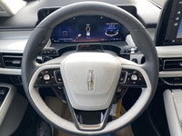 The 2026 Lincoln Aviator Reserve enhances the bold elegance of the Aviator lineup with upgraded mate... (image 7)