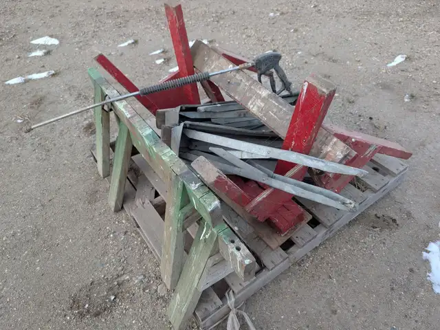 SAWHORSE in Heavy Trucks in Saskatoon - Image 5