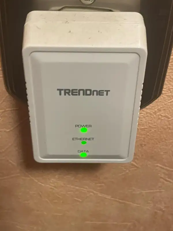 TRENDnet TPL-406E2K Powerline 500 AV Nano Adapter in Networking in City of Toronto - Image 2