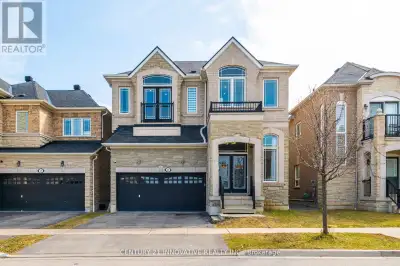Elegant 4+1 Executive 2 1/2 Storey Detached Home located in sought after NE Ajax Medallion Castlefie...