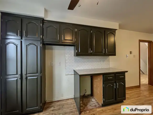 $789,000 - Duplex in Villeray / St-Michel / Parc-Extension in Houses for Sale in Laval / North Shore - Image 5