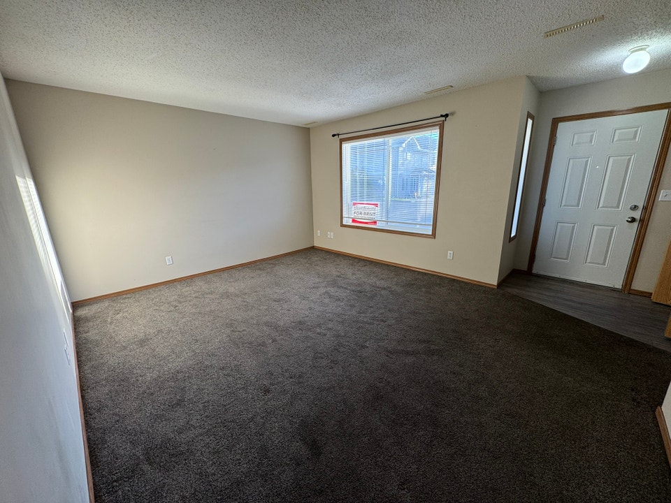 Maintenance Free Townhouse! 3 Bed 1.5 Bath in Johnstone Crossing 5
