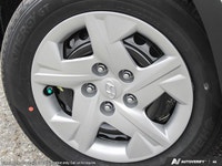 This Hyundai Venue has a trusty Regular Unleaded I-4 1.6 L/98 engine powering this Variable transmis... (image 7)