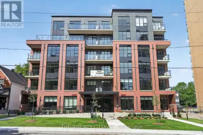 Welcome to Bayview Lofts, a 41-unit boutique rental building in the vibrant and highly sought-after...