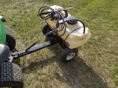 Pulvérisateur AGRI FAB 15 gallons pour tirer avec petit tracteur, View more