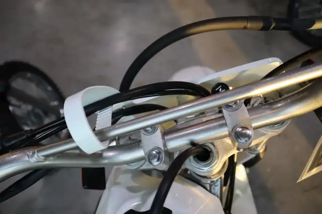 2026 Kawasaki KLX140R in Dirt Bikes & Motocross in Edmonton - Image 4