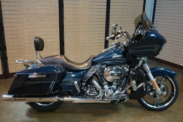 2016 Harley-Davidson FLTRXS - Road Glide Special in Sport Touring in Lethbridge - Image 3