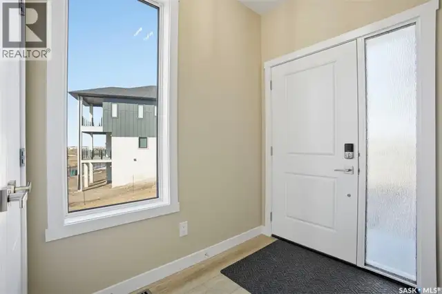 435 Sharma CRESCENT Saskatoon, Saskatchewan in Houses for Sale in Saskatoon - Image 5
