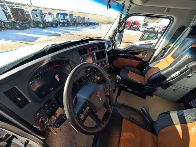 2022 KENWORTH T880 in Heavy Trucks in Moose Jaw - Image 17