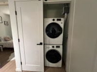 Smart and Flexible Living A simple way to live comfortably: private bedrooms, shared spaces, and a b... (image 2)
