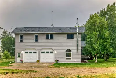 Spacious 31.9-Acre Property with Renovated Home Enjoy rural charm with modern comforts in this 3,800...