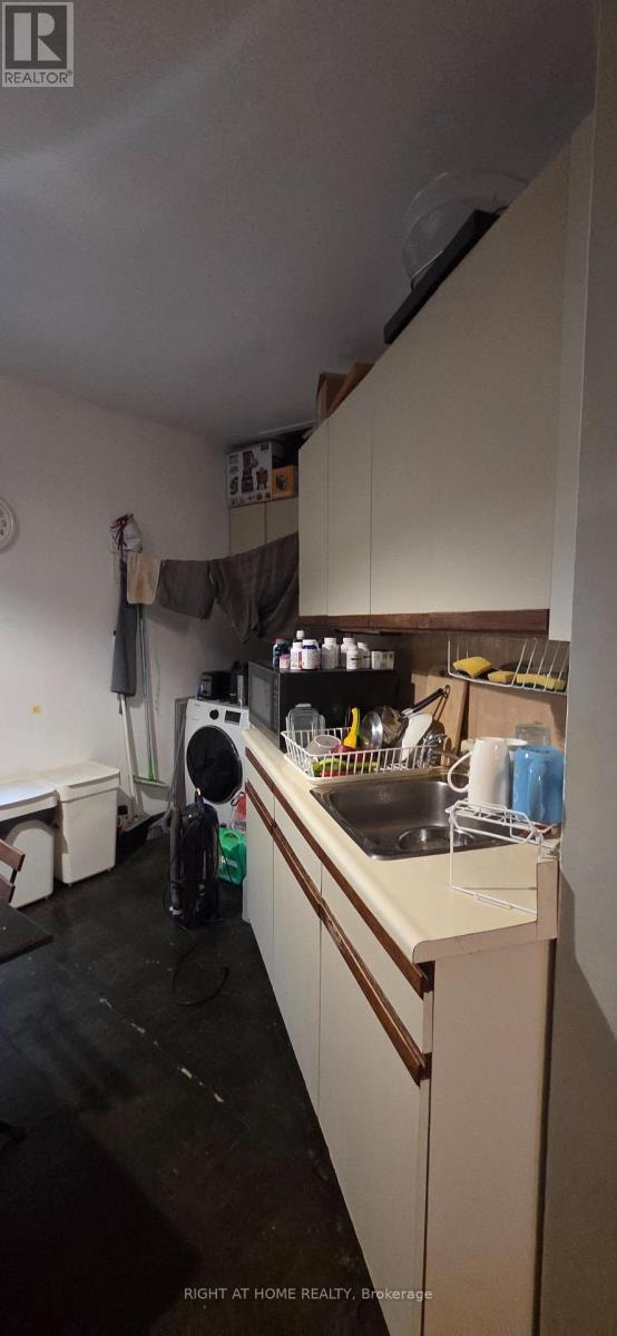 179 Gilmour Avenue Toronto (Junction Area), Ontario, photo 10 of 15