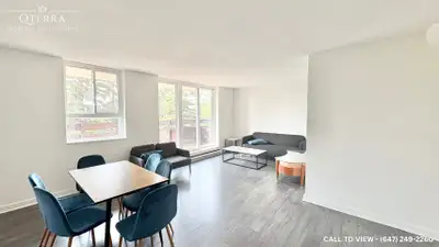 GORGEOUS 3-BEDROOM CONDO WITH STUNNING CITY VIEWS