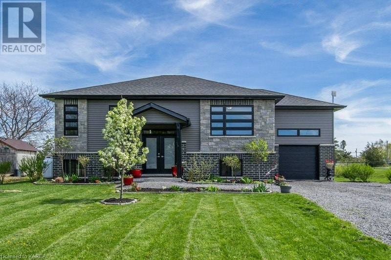 84 SHERMANS POINT Road Napanee, Ontario Houses for Sale Napanee