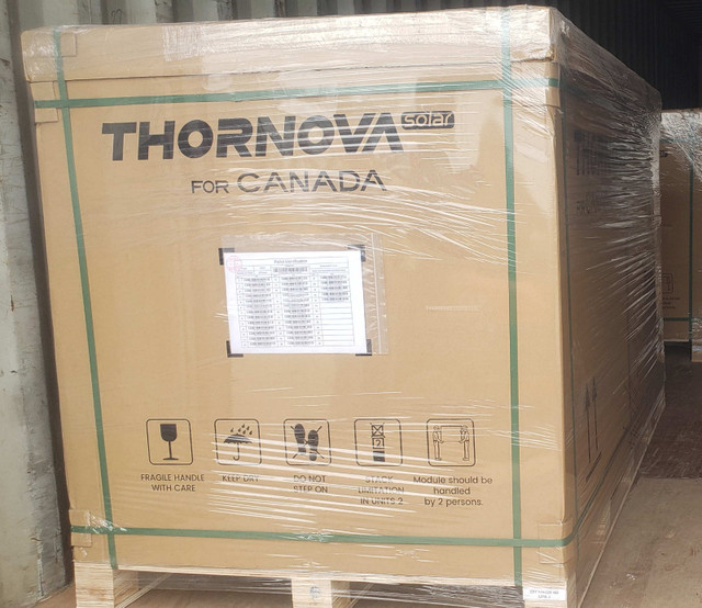 500w High Efficiency Thornova Solar Panels - Carton (15.5kW) in Other in Oakville / Halton Region - Image 2