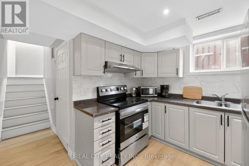 BASEMENT UNIT - 3385 MORNINGSTAR DRIVE Mississauga (Malton), Ont 3