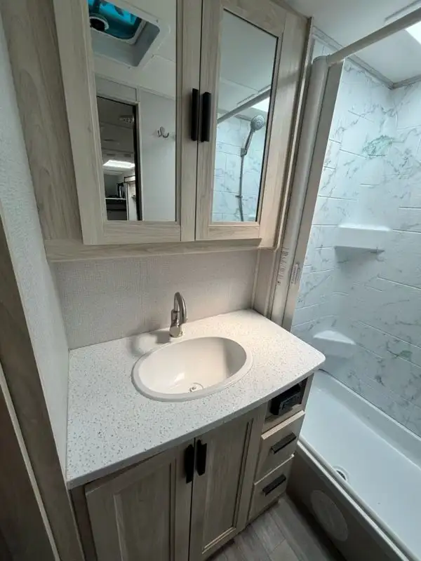 2023 Forester 2441 CD in RVs & Motorhomes in Laval / North Shore - Image 15