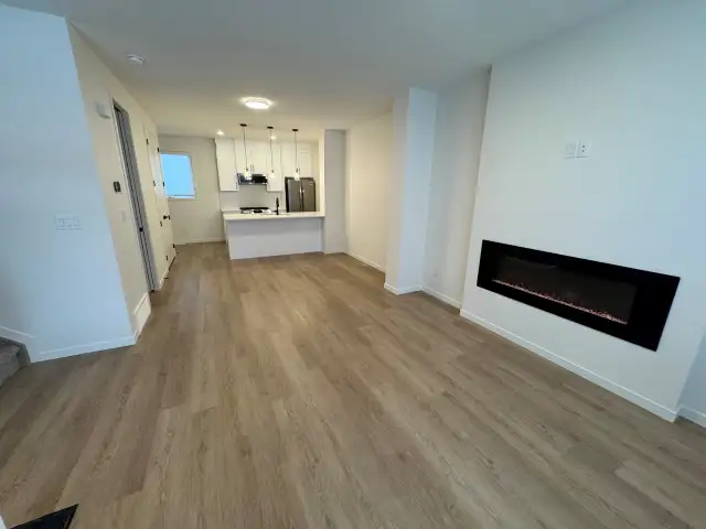 Wolf Willow - Townhome House for Rent in Long Term Rentals in Edmonton - Image 7