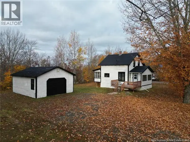 54 Pleasant Avenue McAdam, New Brunswick in Houses for Sale in Fredericton - Image 2