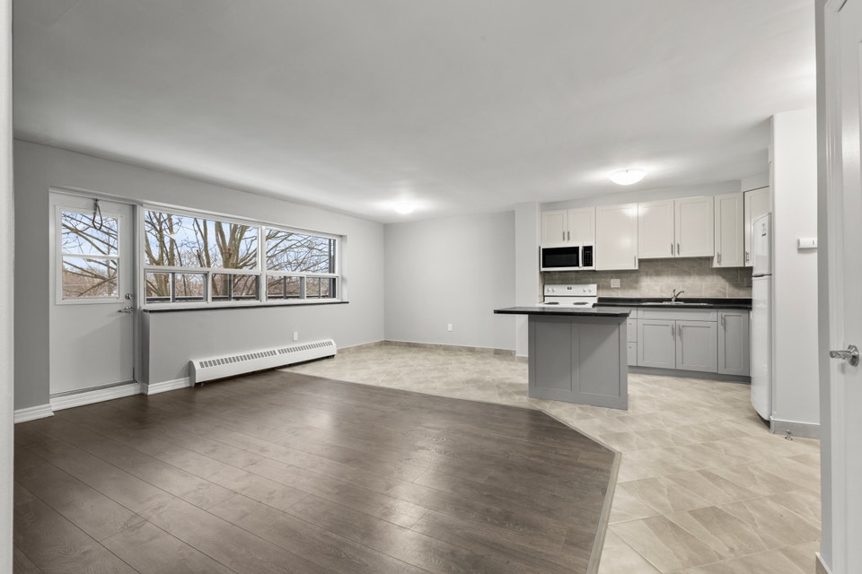 473 Linwell Road - 2 Bedroom Deluxe for Rent in St. Catharines 2