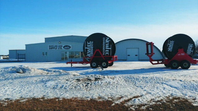 We Stock: pivot tires , motors, pumpsCenter pivot irrigation in Other in Swift Current - Image 2
