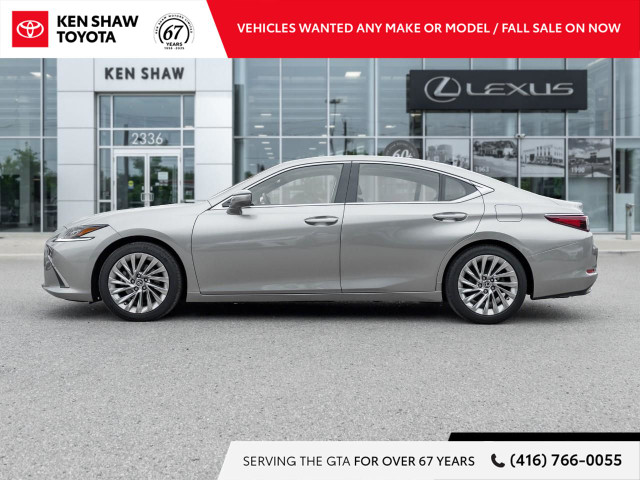 2021 Lexus ES 350 in Cars & Trucks in City of Toronto - Image 3