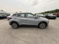 Rose City Ford - PREVIOUS DAILY RENTAL - Come see this 2024 Nissan Kicks SV before someone takes it... (image 6)