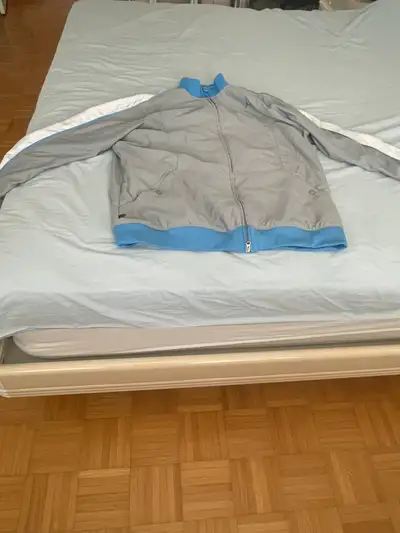 Jordan jacket $ 70.00 !!!!!!! Firm !!!!!!!