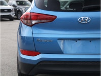 2017 HYUNDAI TUCSON SE - BC VEHICLE - BACKUP CAMERA - HEATED FRONT SEATS AND STEERING WHEEL - DUAL-C... (image 8)