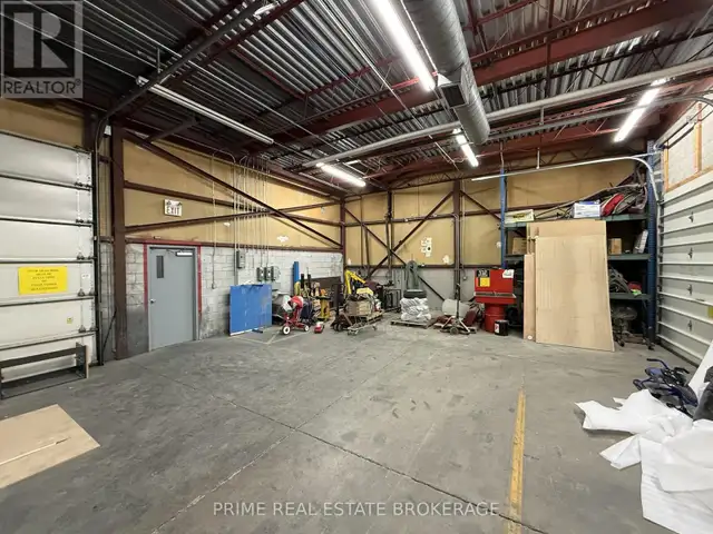 FRONT - 312 SOVEREIGN ROAD London East (East J), Ontario in Commercial & Office Space for Rent in London - Image 18