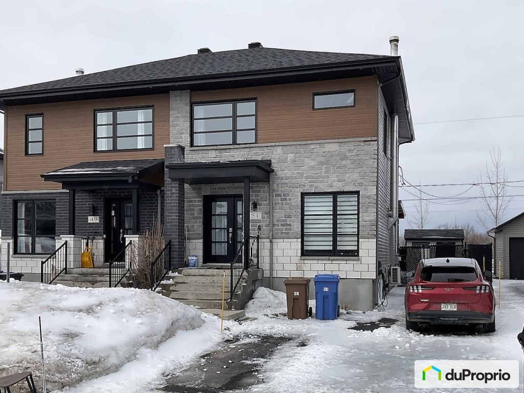 $489,000 - Semi-detached for sale in St-Jacques — photo 1