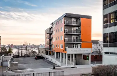 WELCOME TO THE UPSIDE - ONE BEDROOM APARTMENT AVAILABLE