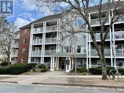 Bright and sunny one-bedroom condo in Tobin Terrace, ideally located in Halifaxs sought-after South...