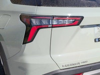 Convenience Package II - Wireless Phone Charging - Remote Vehicle Start *Find your next vehicle at G... (image 8)