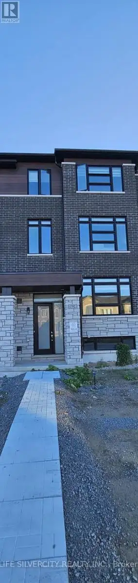 2752 PETER MATTHEWS DRIVE Pickering, Ontario