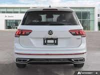 * PARK DISTANCE CONTROL (FRONT & REAR) * AREA VIEW 360 * LIGHT ASSIST * ADAPTIVE FRONT HEADLIGHTS *... (image 3)